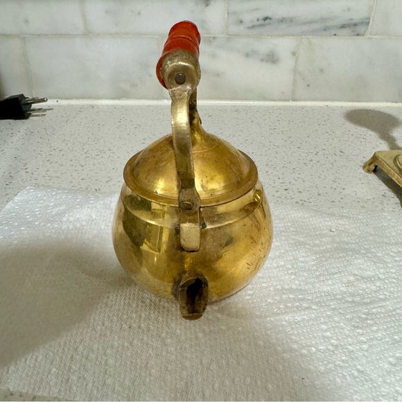 teapot - Picture 3 of 5